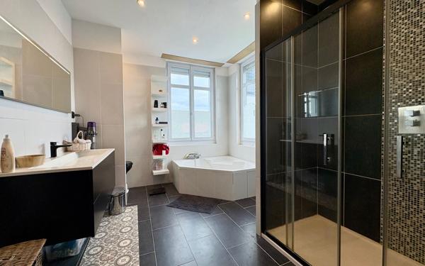 Maison à vendre    6 pièces •  Escaudain