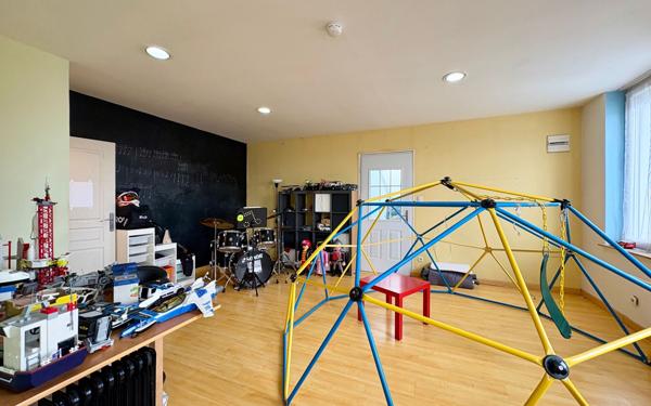 Maison à vendre    6 pièces •  Escaudain