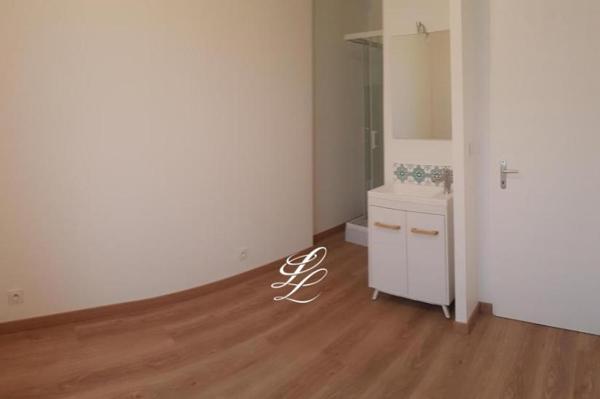 Vente - Immeuble 6 pièces 140 m 2 LA SUZE SUR SARTHE (72210)