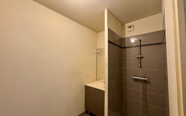 Appartement à vendre    2 pièces • 44 m2 Mérignac