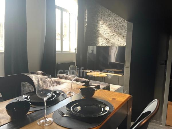 À VENDRE -  BOULOGNE-SUR-MER  - APPARTEMENT REZ-DE-CHAUSSÉE - 2 PIÈCES - PARKING PRIVATIF