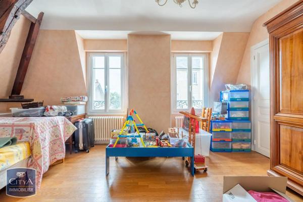 Maison à vendre 10 pièces 200m²