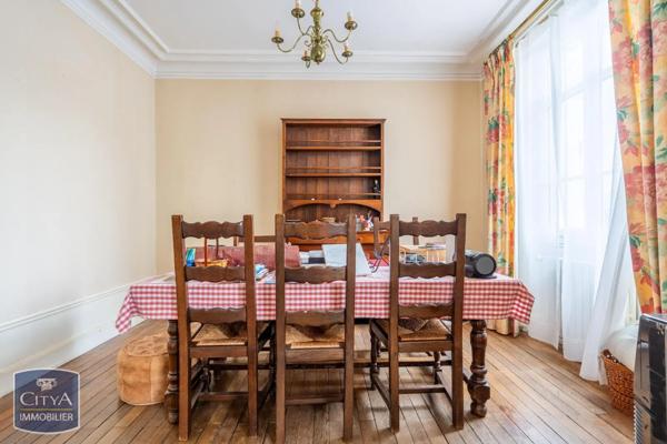 Maison à vendre 10 pièces 200m²