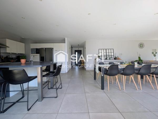 Villa contemporaine avec piscine - 4 chambres - DPE A