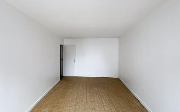 Appartement à vendre    3 pièces • 67 m2 Paris 11