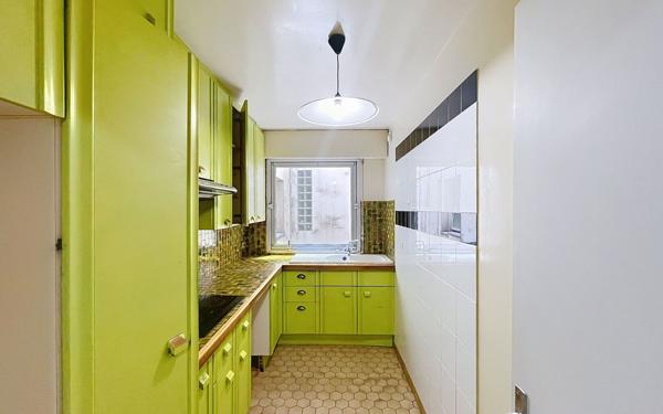 Appartement à vendre    3 pièces • 67 m2 Paris 11