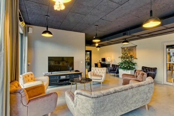 INVESTISSEMENT LOCATIF – SAUMUR – Résidence multigénérationnelle Heurus Epona - 5,5 % de rentabilité