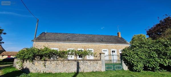 Maison rurale à vendre à Parcé-sur-Sarthe dans la Sarthe (72300), ref : 72133-114