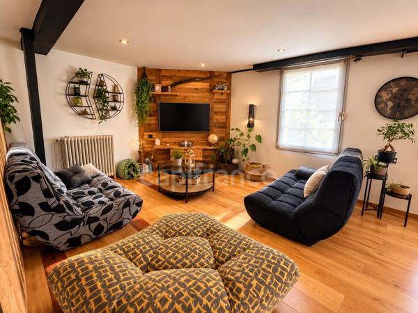 Superbe Loft de 180m²/hab avec studio et garage