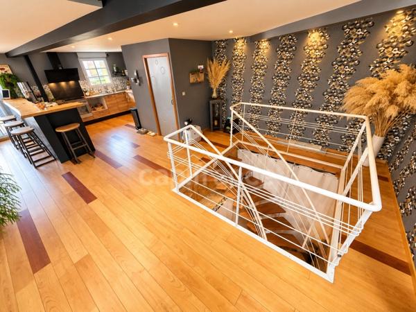 Superbe Loft de 180m²/hab avec studio et garage