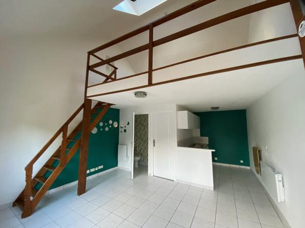 IMMEUBLE À VENDRE COMPRENANT 7 LOGEMENTS TOUS LOUÉS