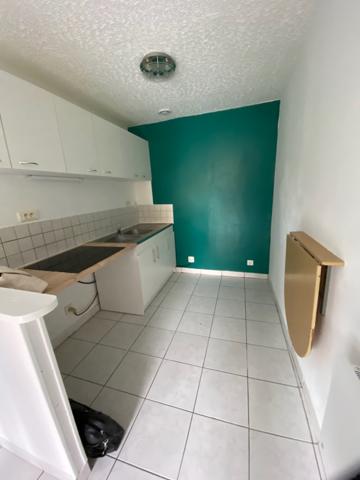 IMMEUBLE À VENDRE COMPRENANT 7 LOGEMENTS TOUS LOUÉS