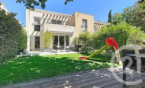 Maison à vendre  3 pièces - 68,90 m 2   ANTIBES  - 06