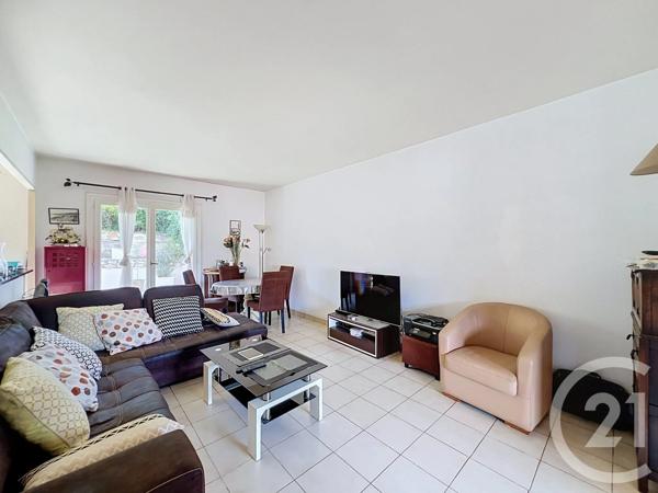 Maison à vendre  3 pièces - 68,90 m 2   ANTIBES  - 06
