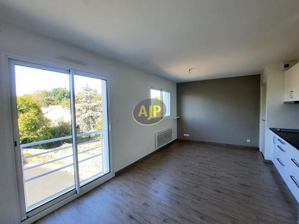 Location appartement Vertou : 612 € - AJP Immobilier Nantes Jouzel