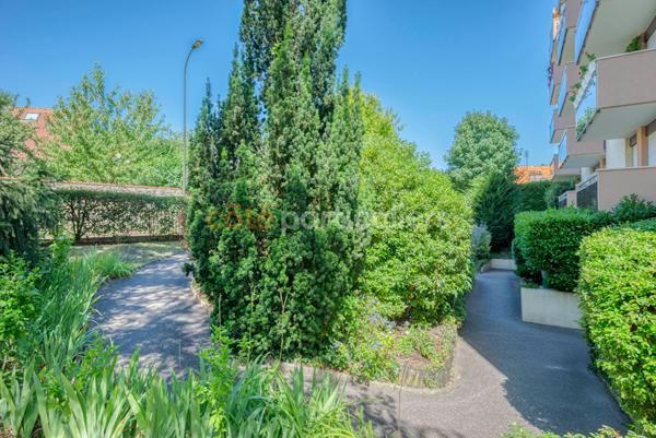 Vente Appartement65 m² - 3 Pièces - SAINT GERMAIN EN LAYE (78100)