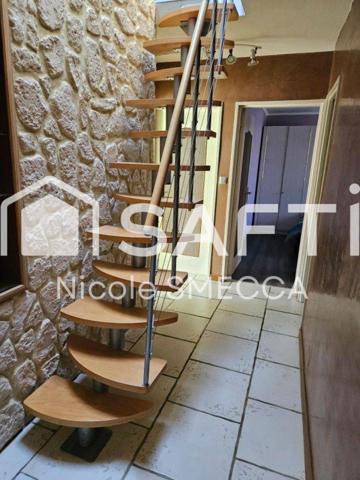 Maison mitoyenne,garage,jardin,terrasse,véranda