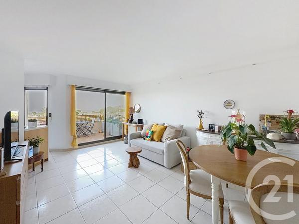 Appartement F2 à vendre  2 pièces - 46,95 m 2   ANTIBES  - 06