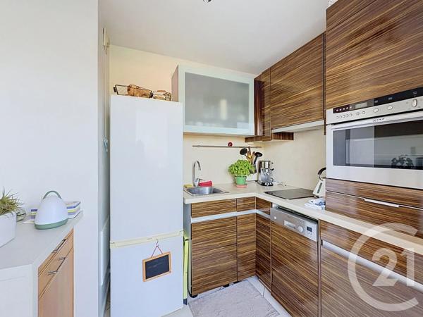 Appartement F2 à vendre  2 pièces - 46,95 m 2   ANTIBES  - 06