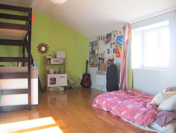 CHARENTAISE 250M² - 3/4 CHAMBRES - JARDIN 1181M²