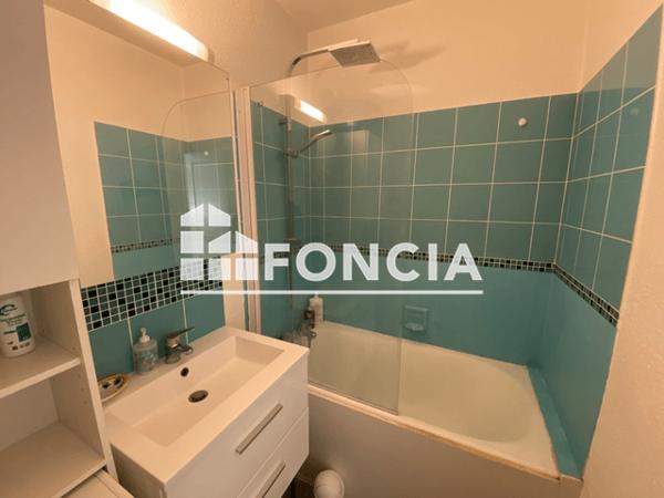 Location Appartement meublé 3 pièces 57.17 m² - 36 RUE POUJEAU Bordeaux 33200