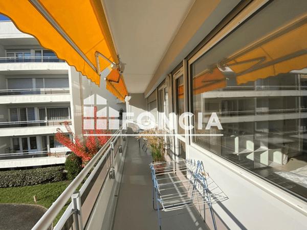Location Appartement meublé 3 pièces 57.17 m² - 36 RUE POUJEAU Bordeaux 33200