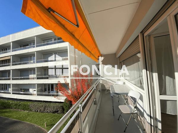 Location Appartement meublé 3 pièces 57.17 m² - 36 RUE POUJEAU Bordeaux 33200