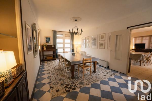 Maison à vendre 9 pièces 245 m² Le Puy-Notre-Dame