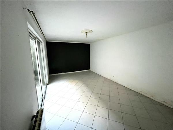 Immeuble à vendre |  Châteauneuf-sur-Charente |  262 m²