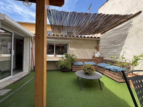 MARSEILLE 13012. SAINT-JULIEN. MAISON RECENTE 111 M²  AU CALME ABSOLU.