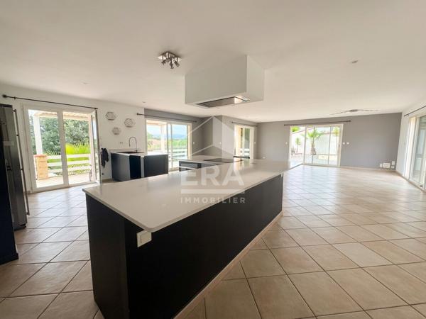 VILLA T4 DE STANDING AVEC PISCINE ET VUE SUR LES ALBÈRES A PASSA