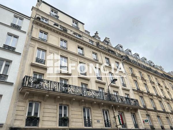 Location Appartement 2 pièces 30.4 m² - 134 BIS RUE DE CHARENTON Paris 75012
