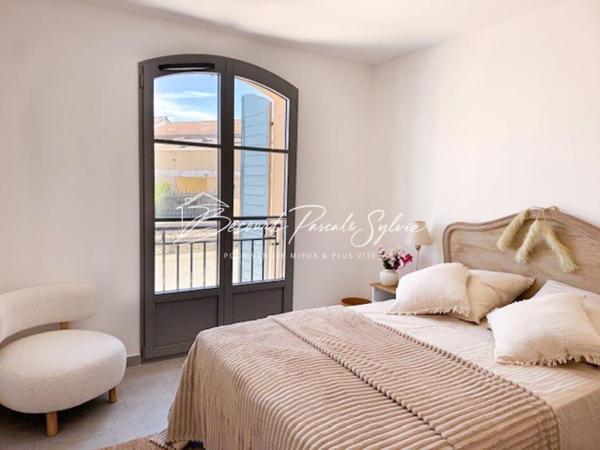 Appartement duplex Sarrians 3 pièce(s) 66.80 m2 terrasse 7,1 m2, 2 parkings