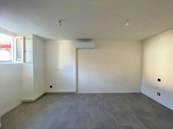 Vente                                                      Appartement
                        
                     2 pièces                      31 m2                     à Hasparren