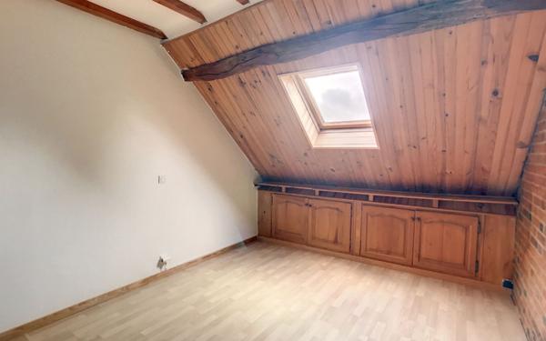 Maison à vendre    3 pièces •  Chaon