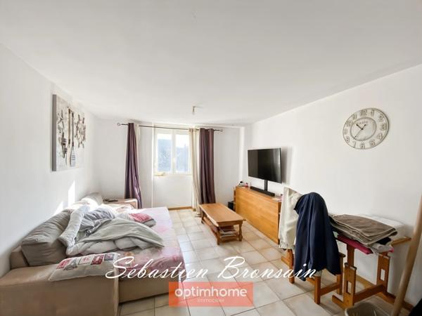 Immeuble de rapport à Nogna – Idéal investisseur