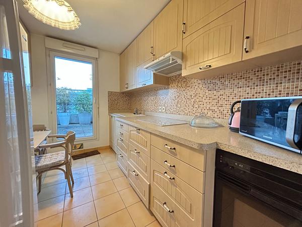 Appartement 5 pièces MEUBLÉ avec terrasse à MASSY - 89,14 m2