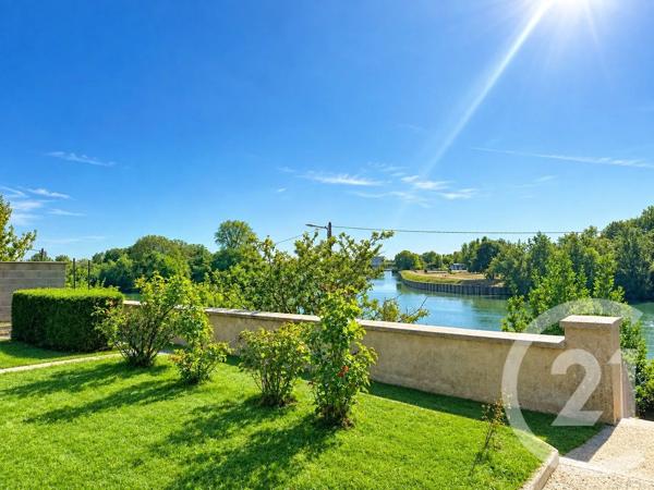 Maison à vendre  7 pièces - 209,45 m 2   MONTEREAU FAULT YONNE  - 77