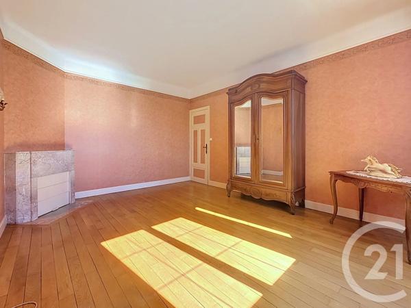 Maison à vendre  7 pièces - 209,45 m 2   MONTEREAU FAULT YONNE  - 77