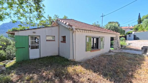 Maison rénovée avec jardin au calme à Toulon Ouest