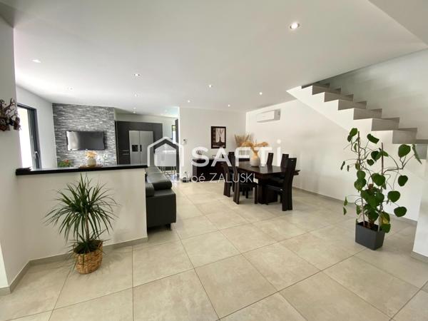 Maison contemporaine, 4 chambres, piscine, calme