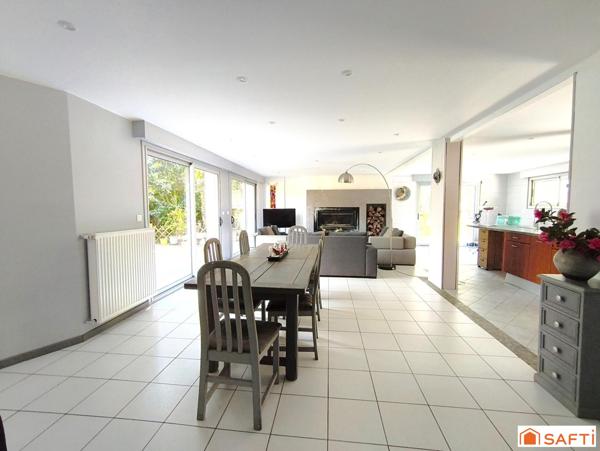 Charmante propriété de 233m² sans vis-à-vis