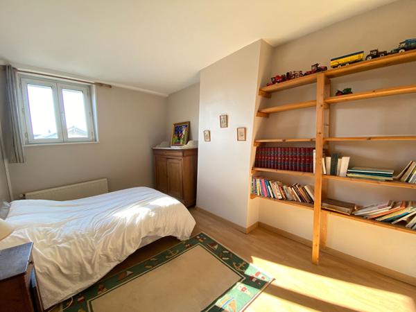 Maison spacieuse 8 pièces à vendre au centre de Saint Quentin - Réf 6027