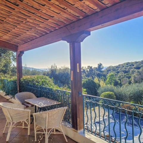 maison à vendre  6 pièces - 112 m2 LA CROIX VALMER - 83