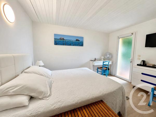 Maison à vendre  7 pièces - 193,61 m 2   ANDERNOS LES BAINS  - 33