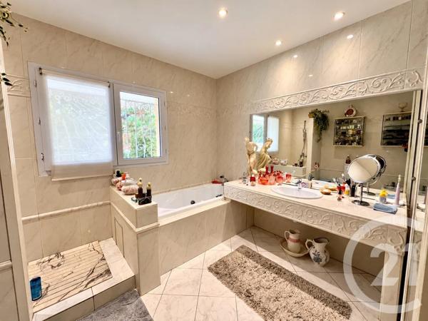 Maison à vendre  7 pièces - 193,61 m 2   ANDERNOS LES BAINS  - 33