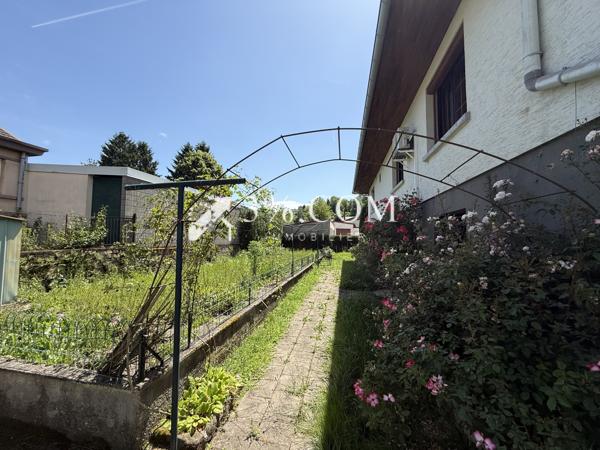 Maison
                                                                                                                                                                                                                                                                                                                        5 pièce(s)                                                                                                                                                                                                          3 chambre(s)                                                                                                                                                                                                          115  m²