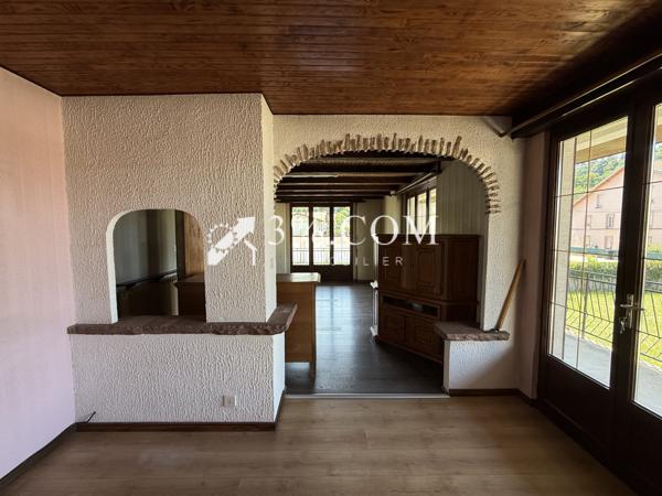Maison
                                                                                                                                                                                                                                                                                                                        5 pièce(s)                                                                                                                                                                                                          3 chambre(s)                                                                                                                                                                                                          115  m²