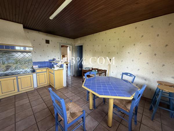 Maison
                                                                                                                                                                                                                                                                                                                        5 pièce(s)                                                                                                                                                                                                          3 chambre(s)                                                                                                                                                                                                          115  m²