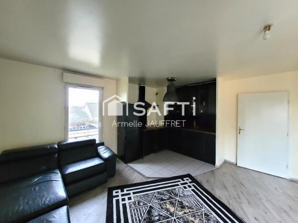 Petite résidence calme en centre ville du village